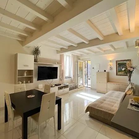 La Casa Di Angelica Apartment